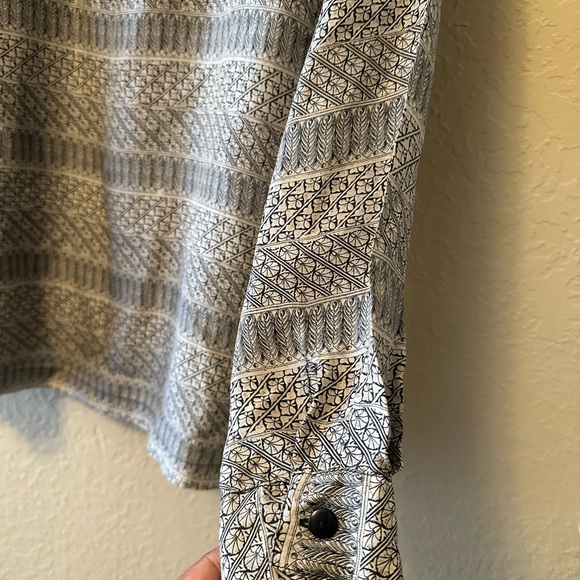 Vintage Stunt Women's Silk Button Up Blouse Geometric Print Size S - Picture 9 of 9